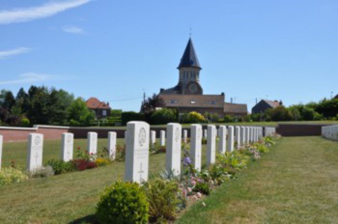 Découvrez les merveilles de Aubers au Camp des Roses