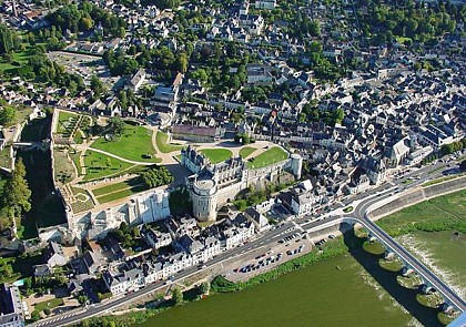 Private Helicopter Flight – Chenonceau, Amboise, Pagoda of Chanteloup
